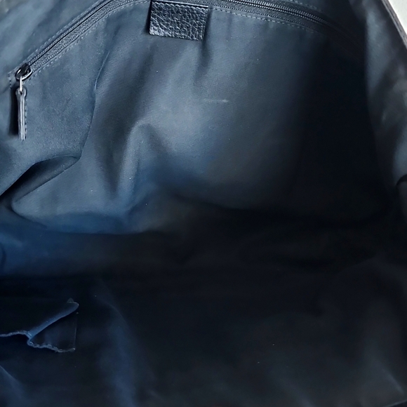 Gucci Tote - Picture 5 of 8